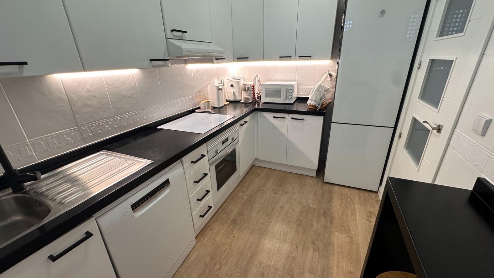 2 slaapkamer Flat te koop in Monforte del Cid met zwembad garage - € 219.999 (Ref: 9876429)