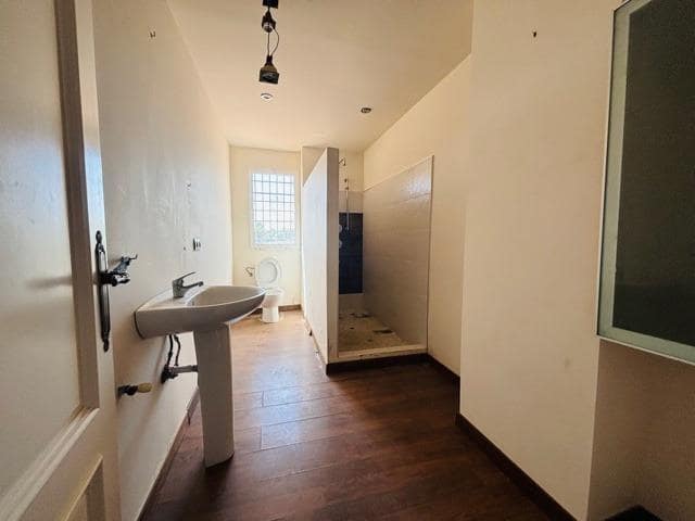 6 sypialnia Willa na sprzedaż w Miasto Alicante / Alacant z basenem - 640 000 € (Ref: 9878855)