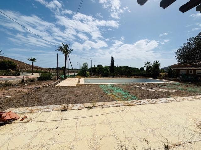 6 sypialnia Willa na sprzedaż w Vistahermosa, Miasto Alicante / Alacant z basenem - 640 000 € (Ref: 9878855)