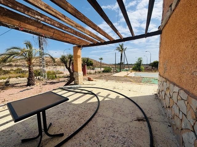 6 sypialnia Willa na sprzedaż w Miasto Alicante / Alacant z basenem - 640 000 € (Ref: 9878855)