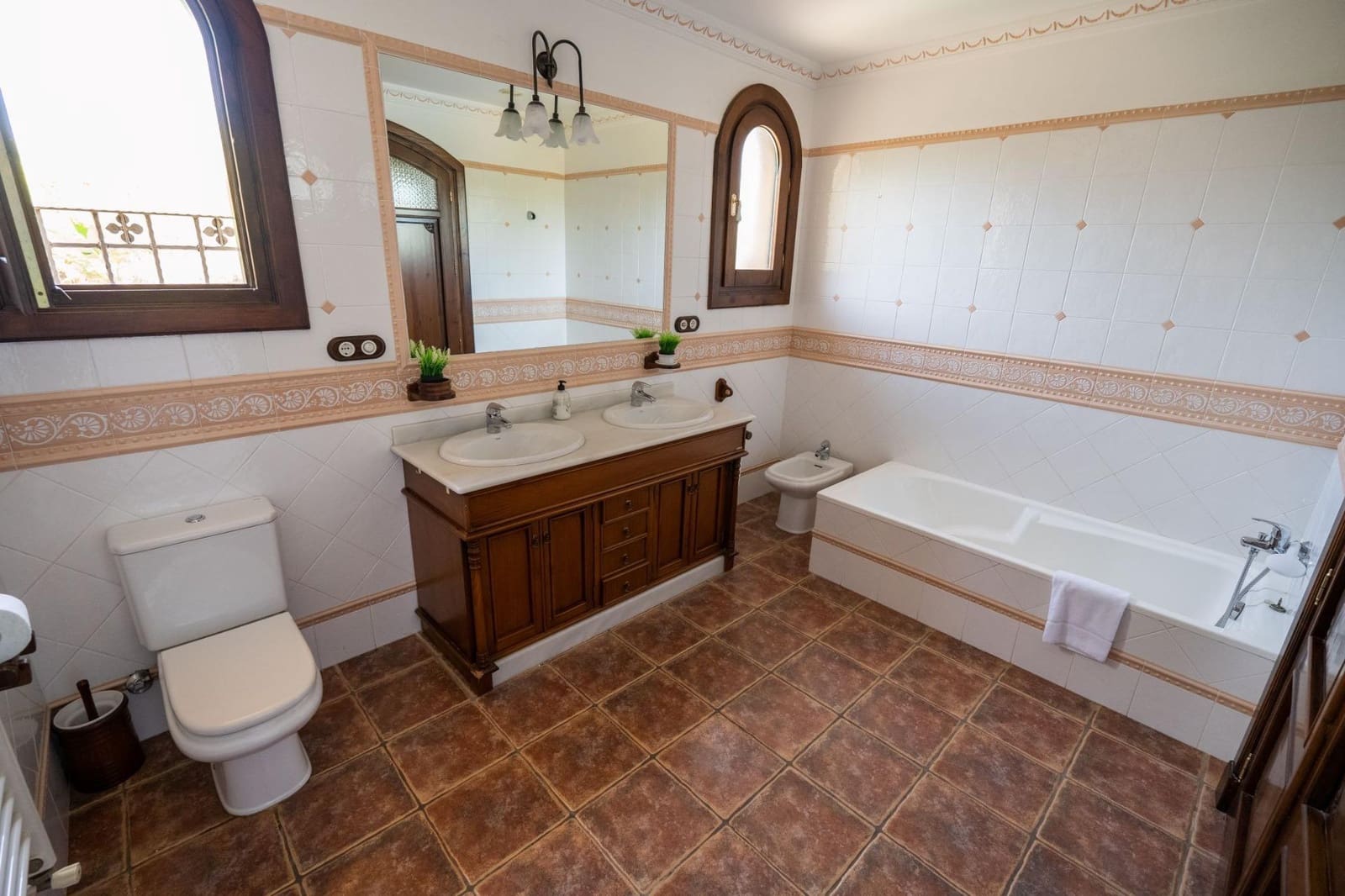 5 Zimmer Villa zu verkaufen in Lo Pepin mit Pool - 999.950 € (Ref: 9878856)