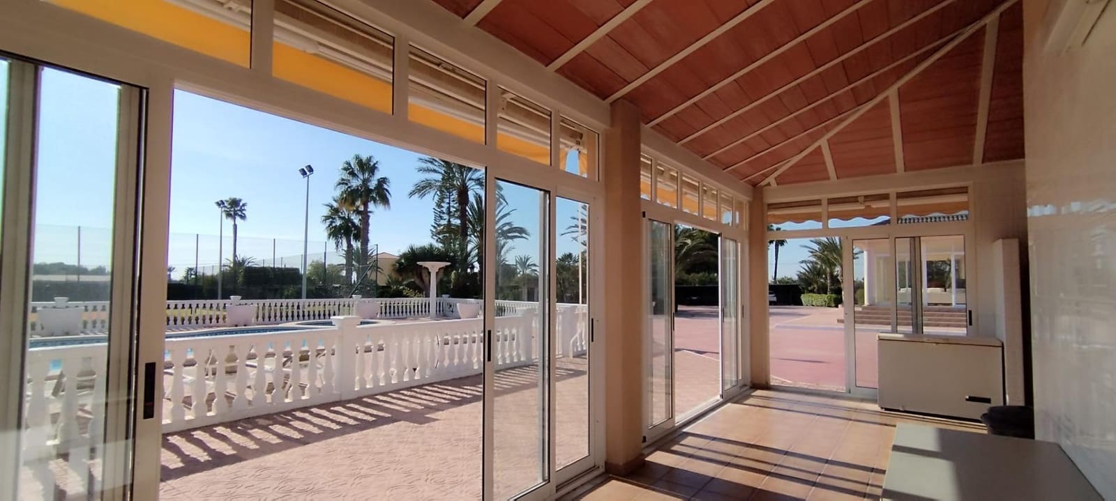 6 soverom Villa til salgs i Perleta med svømmebasseng garasje - € 950 000 (Ref: 9878857)