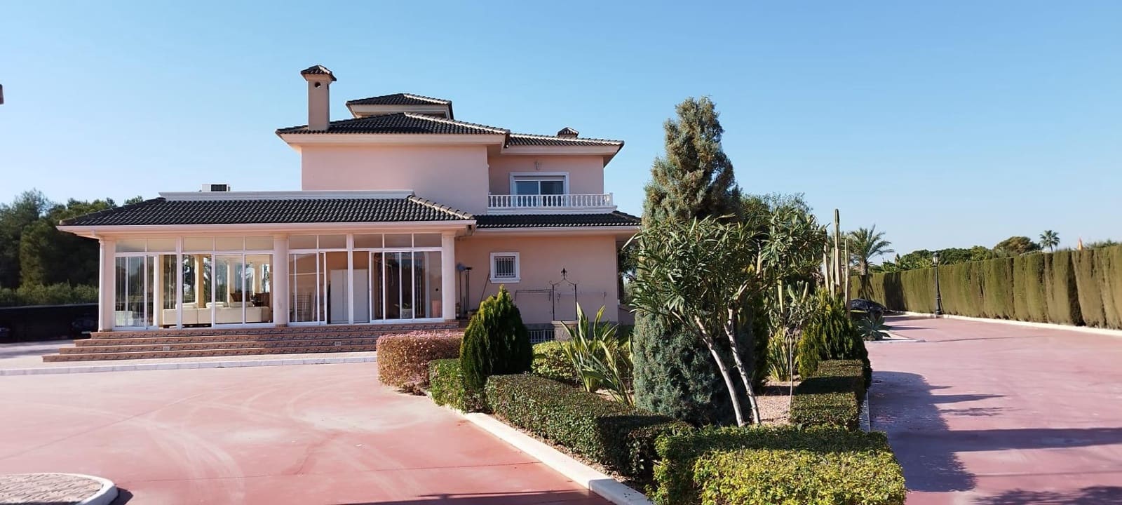 6 soverom Villa til salgs i Perleta med svømmebasseng garasje - € 950 000 (Ref: 9878857)