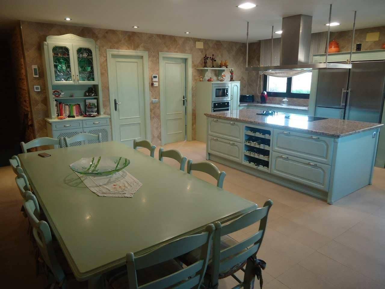 9 soverom Villa til salgs i Rebolledo med svømmebasseng - € 1 130 000 (Ref: 9878858)