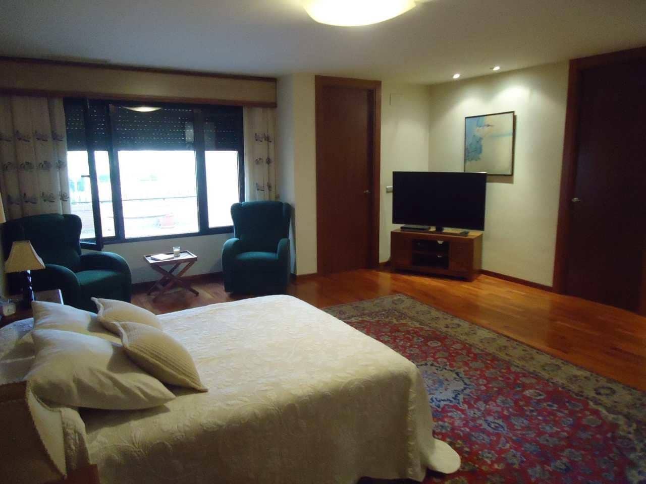 9 soverom Villa til salgs i Rebolledo med svømmebasseng - € 1 130 000 (Ref: 9878858)