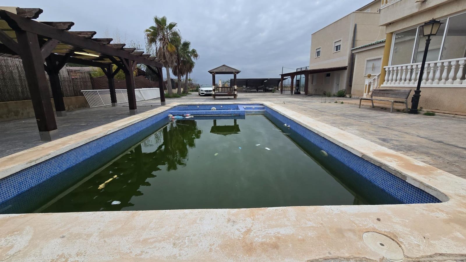 Chalet de 6 habitaciones en La Marina en venta con piscina - 430.000 € (Ref: 9878859)