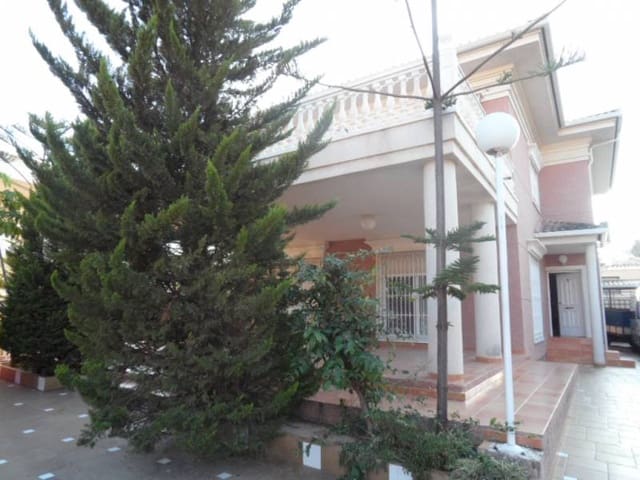 5 soveværelse Villa til salg i Elche / Elx med garage - € 700.000 (Ref: 9878860)