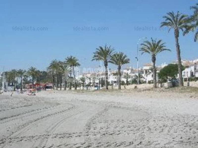 4 chambre Bungalow à vendre à Santa Pola avec piscine garage - 356 000 € (Ref: 9878861)