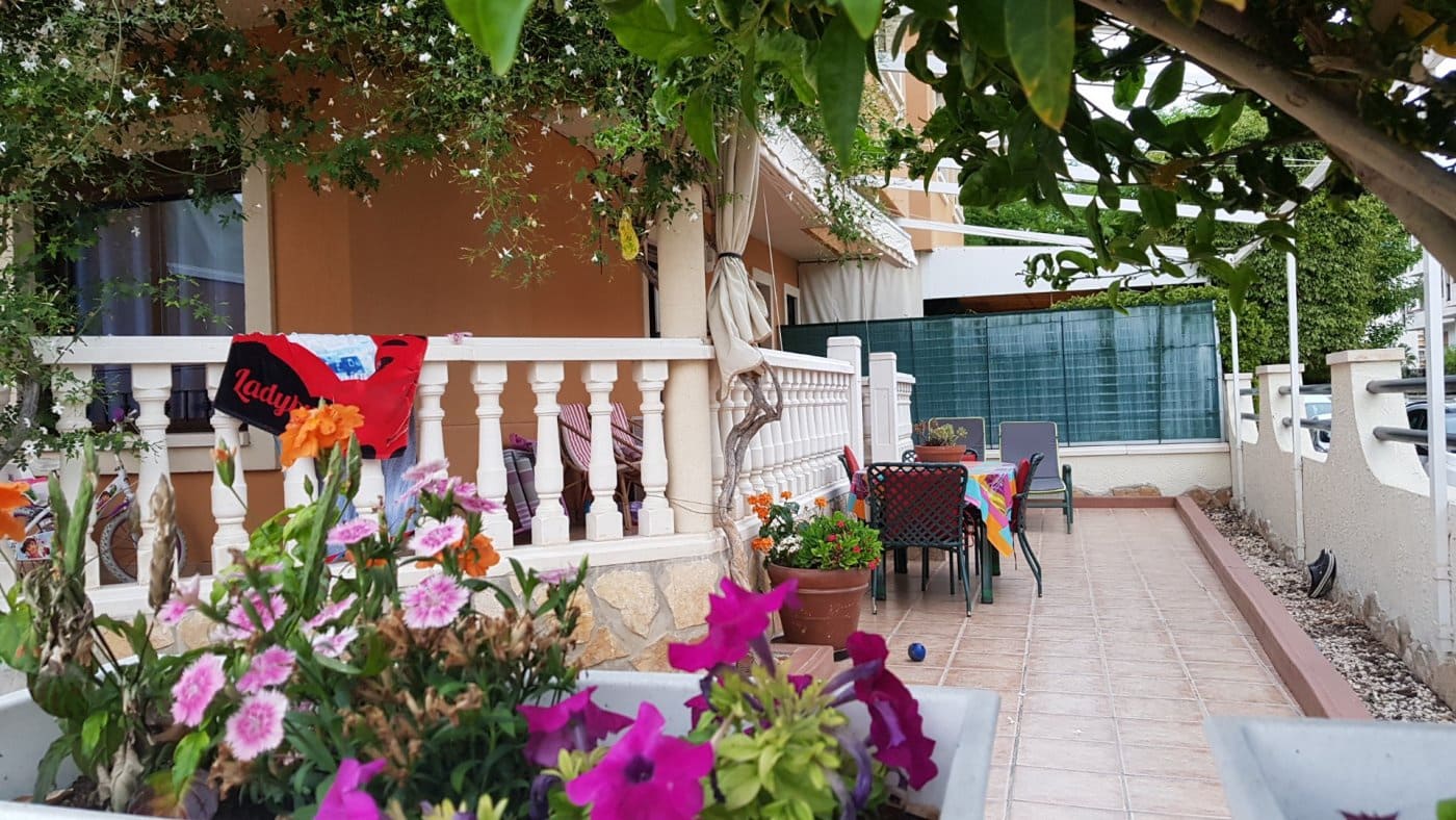 4 chambre Bungalow à vendre à Santa Pola avec piscine garage - 356 000 € (Ref: 9878861)
