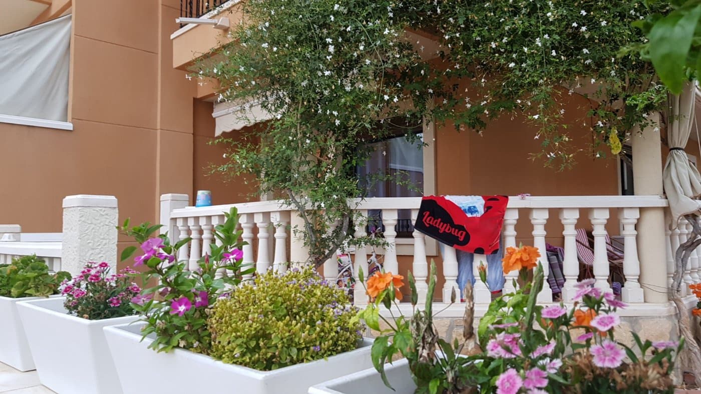 4 chambre Bungalow à vendre à Santa Pola avec piscine garage - 356 000 € (Ref: 9878861)
