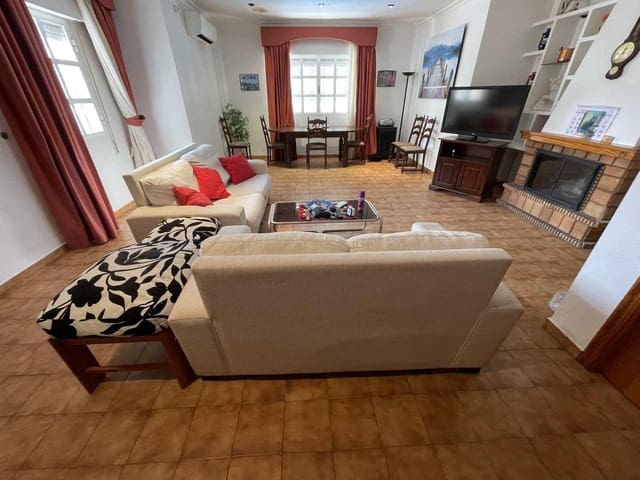 4 slaapkamer Villa te koop in Benferri met zwembad garage - € 288.000 (Ref: 9878862)