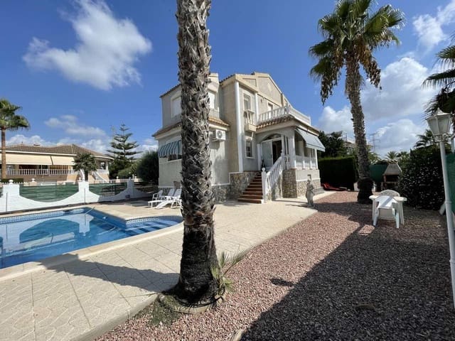 4 slaapkamer Villa te koop in Benferri met zwembad garage - € 288.000 (Ref: 9878862)