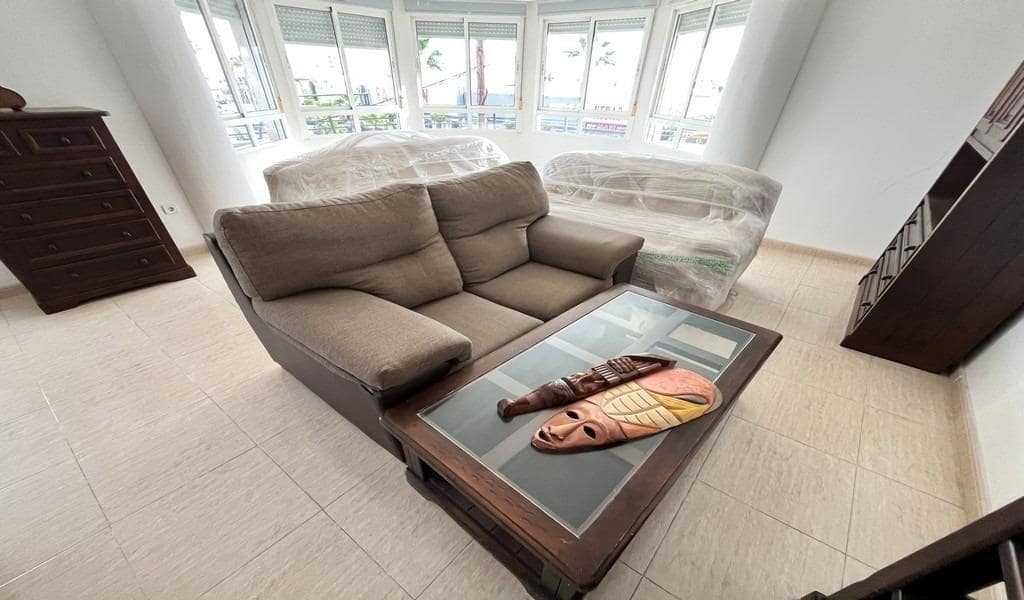 Piso de 5 habitaciones en Torrevieja en venta con garaje - 299.900 € (Ref: 9878863)