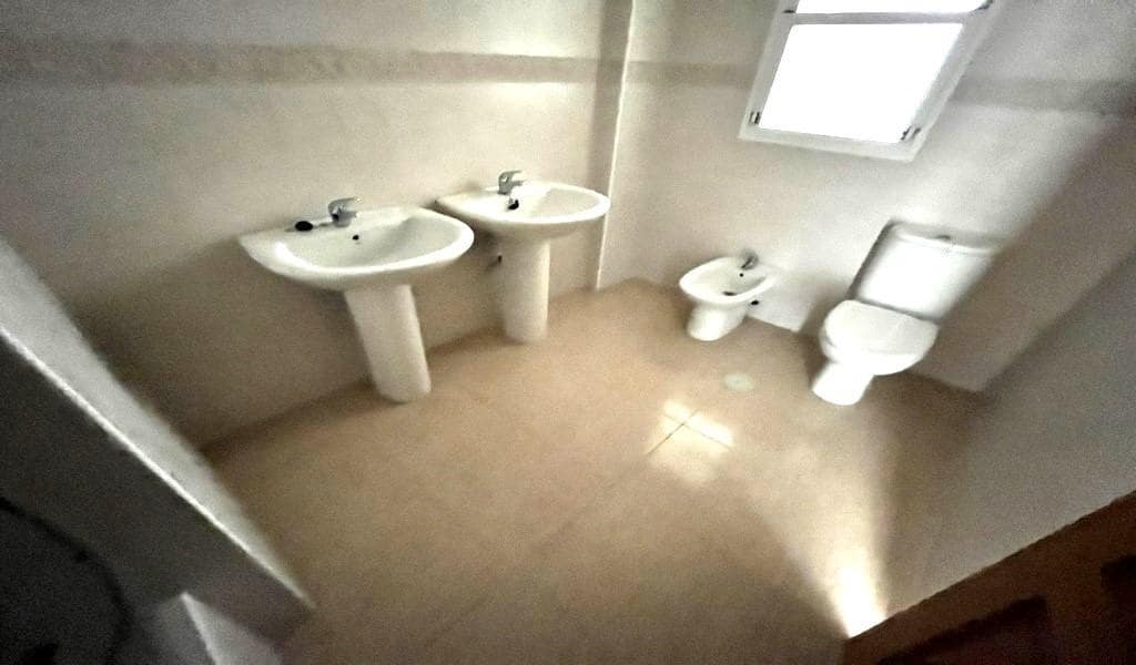 Piso de 5 habitaciones en Torrevieja en venta con garaje - 299.900 € (Ref: 9878863)