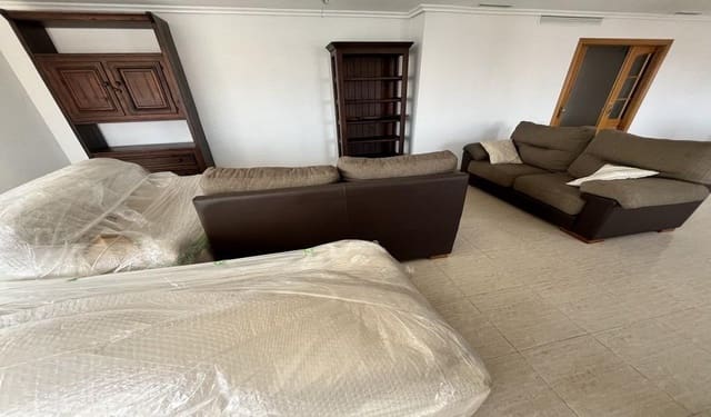 Piso de 5 habitaciones en Playa de los Locos, Torrevieja en venta con garaje - 299.900 € (Ref: 9878863)