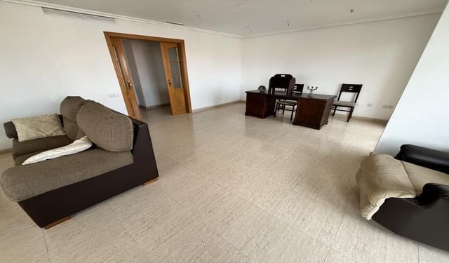 Piso de 5 habitaciones en Playa de los Locos, Torrevieja en venta con garaje - 299.900 € (Ref: 9878863)