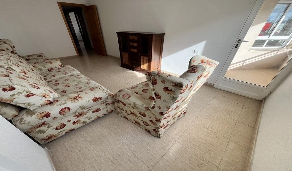 Piso de 5 habitaciones en Torrevieja en venta con garaje - 299.900 € (Ref: 9878863)