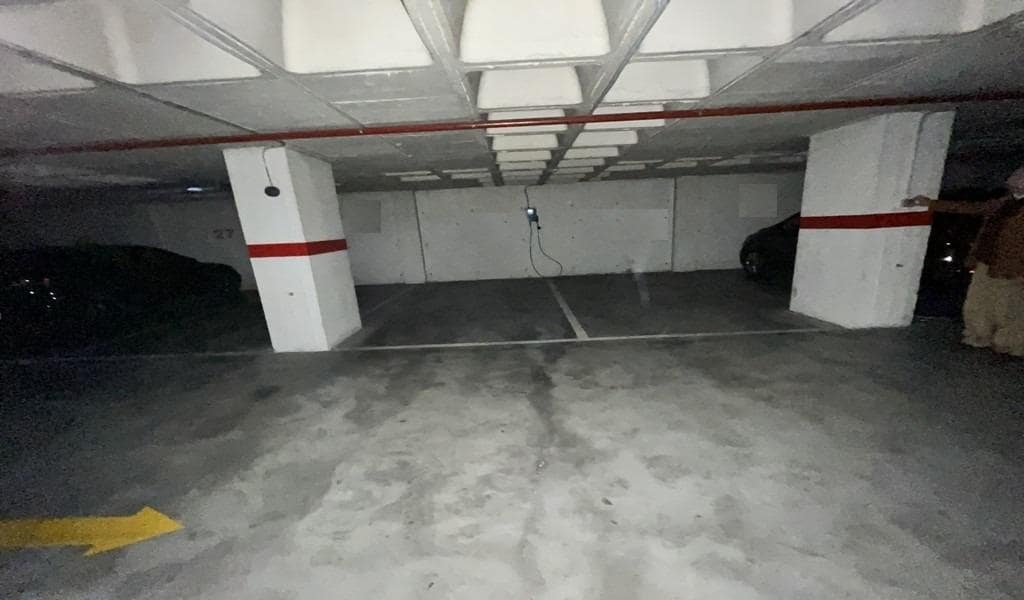 Piso de 5 habitaciones en Torrevieja en venta con garaje - 299.900 € (Ref: 9878863)