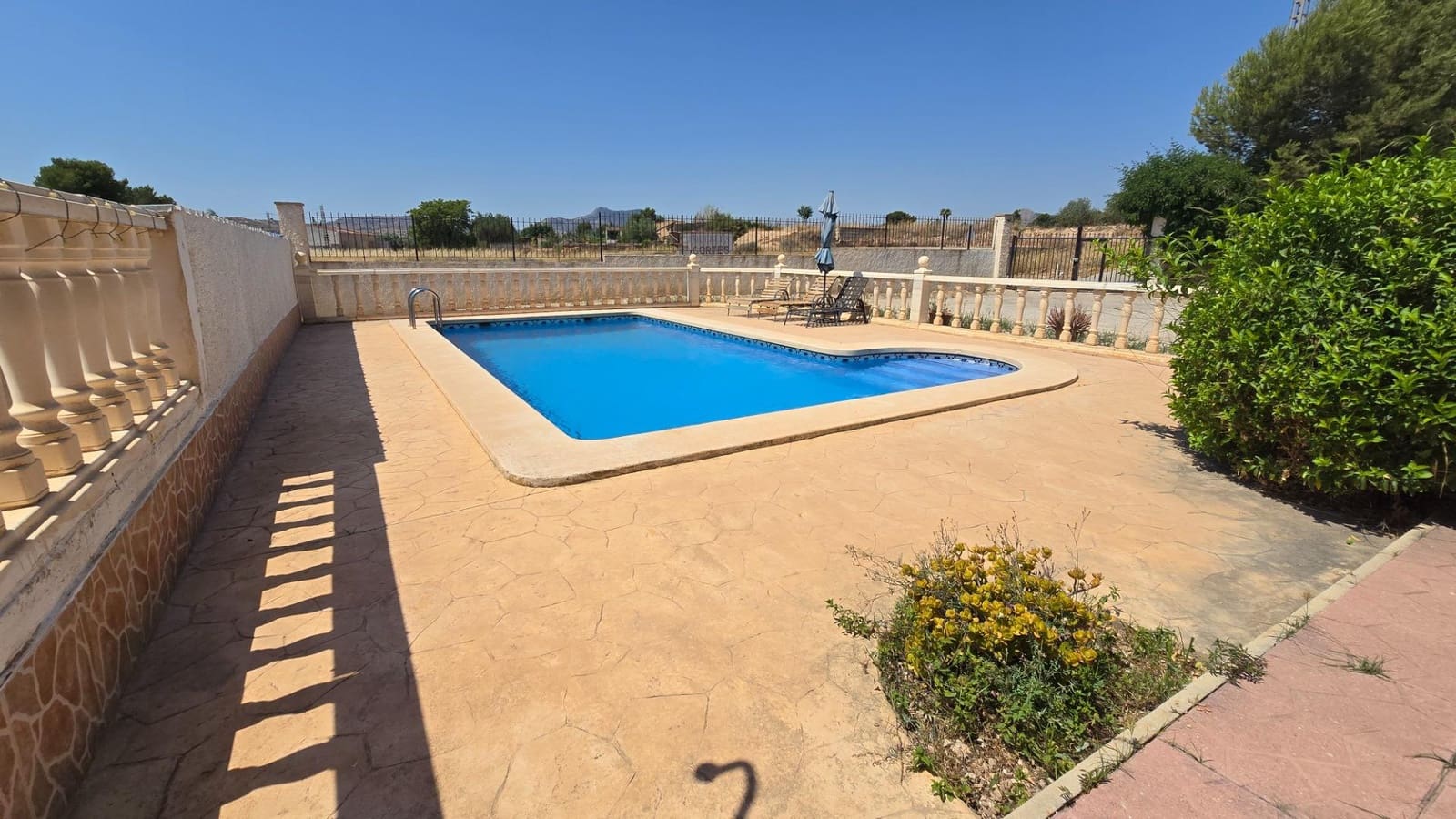 6 soverom Villa til salgs i Aspe - € 550 000 (Ref: 9878867)