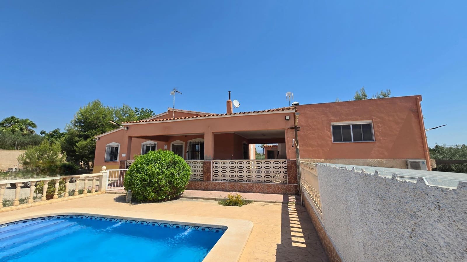 6 soverom Villa til salgs i Aspe - € 550 000 (Ref: 9878867)
