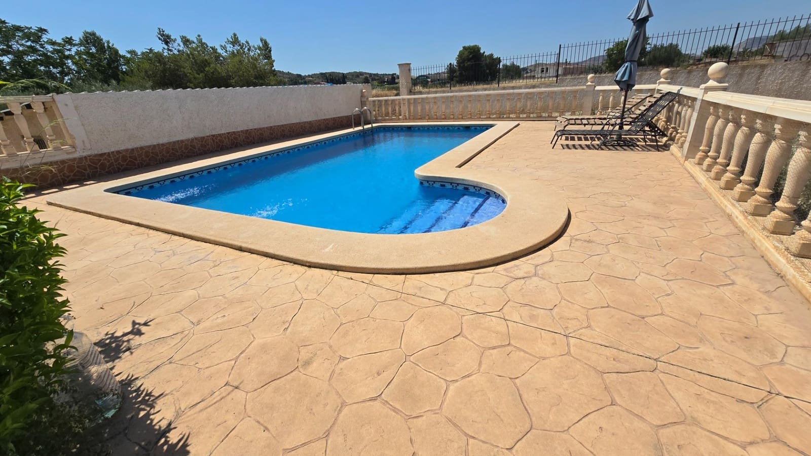 6 soverom Villa til salgs i Aspe - € 550 000 (Ref: 9878867)
