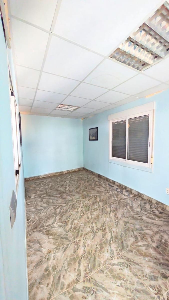 6 sypialnia Willa na sprzedaż w Elche / Elx z basenem - 580 000 € (Ref: 9892374)