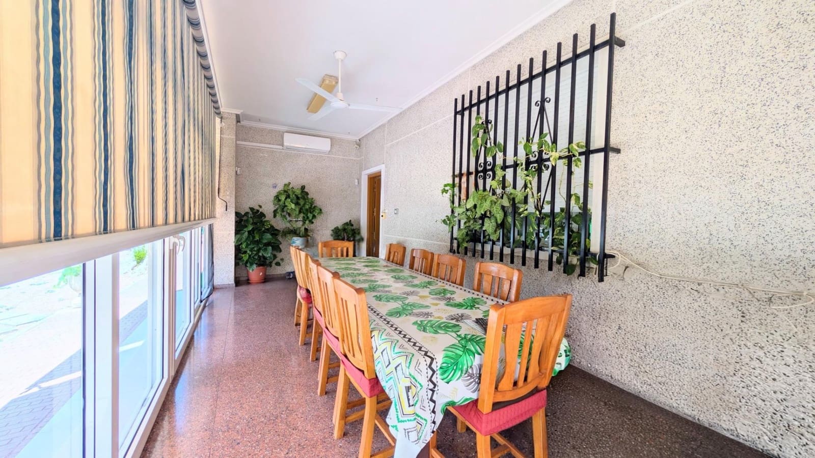 6 sypialnia Willa na sprzedaż w Elche / Elx z basenem - 580 000 € (Ref: 9892374)