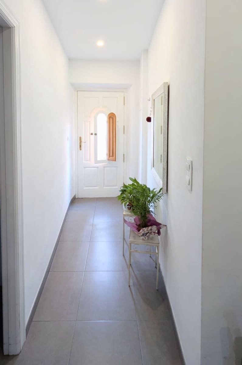 2 slaapkamer Flat te koop in Elche / Elx - € 135.000 (Ref: 9893867)