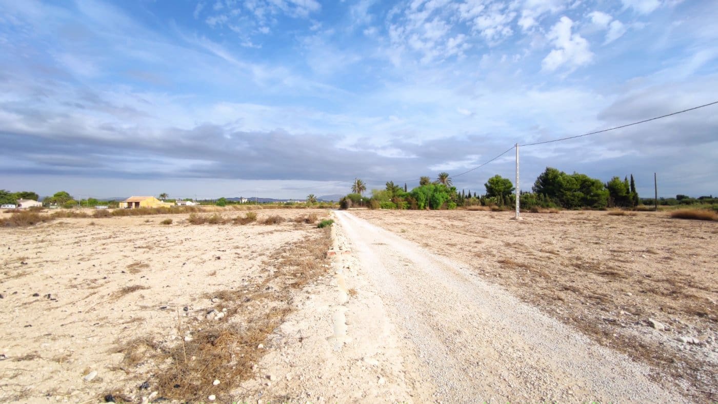 Building Plot for sale in Perleta - € 85,000 (Ref: 9893869)