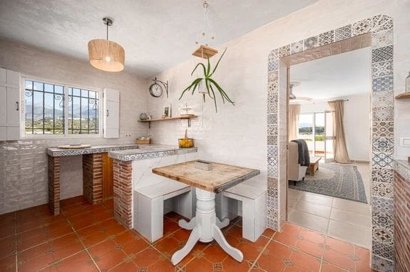 4 bedroom Villa for sale in Avda Pescia - Ctra de Frigiliana, Nerja with pool garage - € 995,000 (Ref: 10046213)