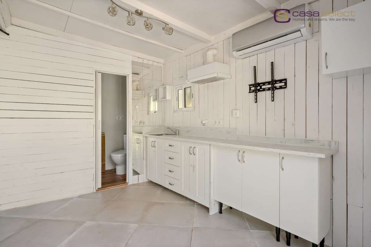 4 bedroom Villa for sale in Nerja with pool garage - € 995,000 (Ref: 10046213)