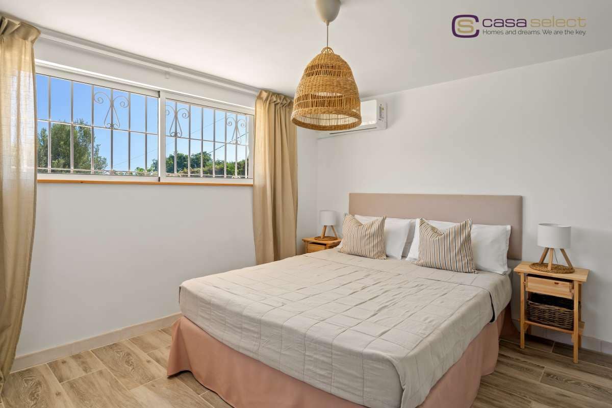 4 bedroom Villa for sale in Nerja with pool garage - € 995,000 (Ref: 10046213)