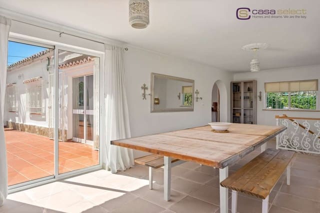4 chambre Villa/Maison à vendre à Avda Pescia - Ctra de Frigiliana, Nerja avec piscine garage - 995 000 € (Ref: 10046213)