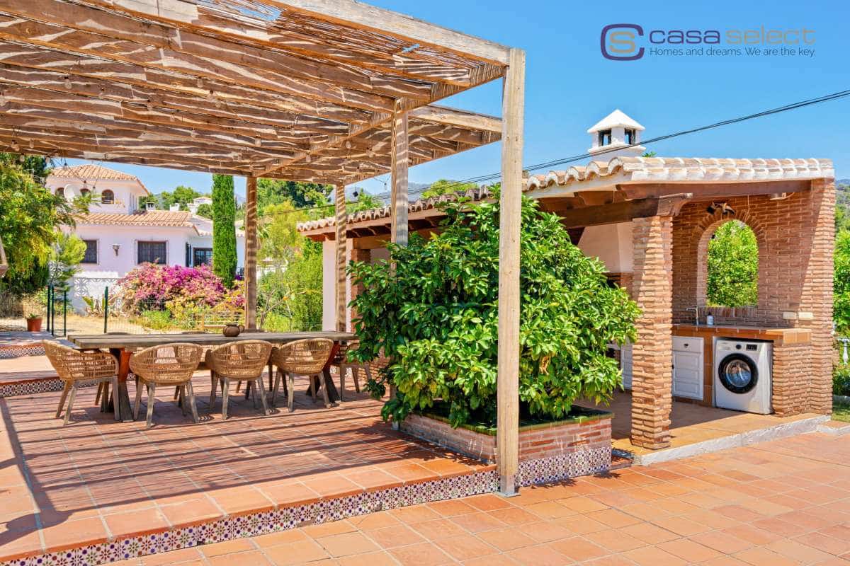 8 sovrum Villa till salu i Frigiliana med pool - 1 600 000 € (Ref: 10061006)