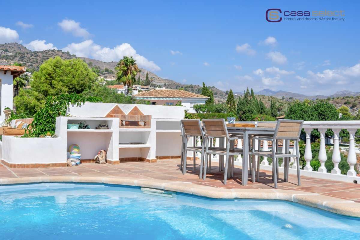 3 chambre Villa/Maison à vendre à La Herradura avec piscine garage - 795 000 € (Ref: 10150141)