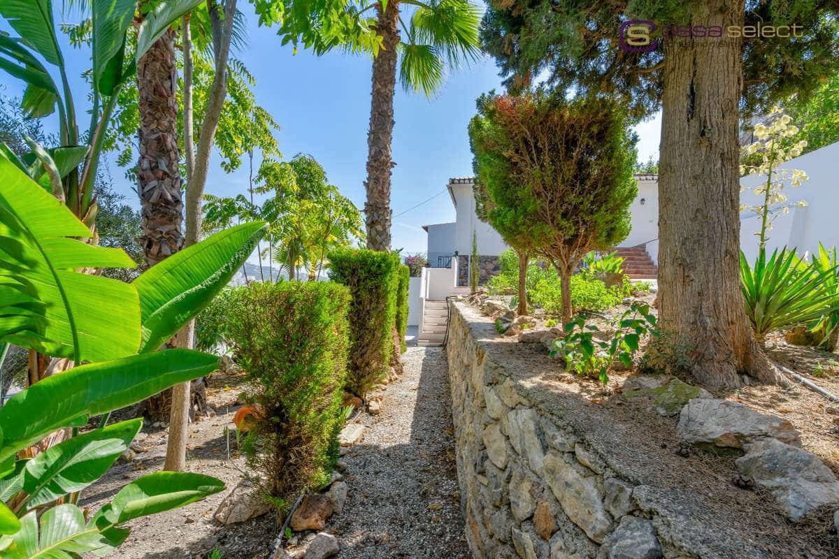 3 chambre Villa/Maison à vendre à La Herradura avec piscine garage - 795 000 € (Ref: 10150141)