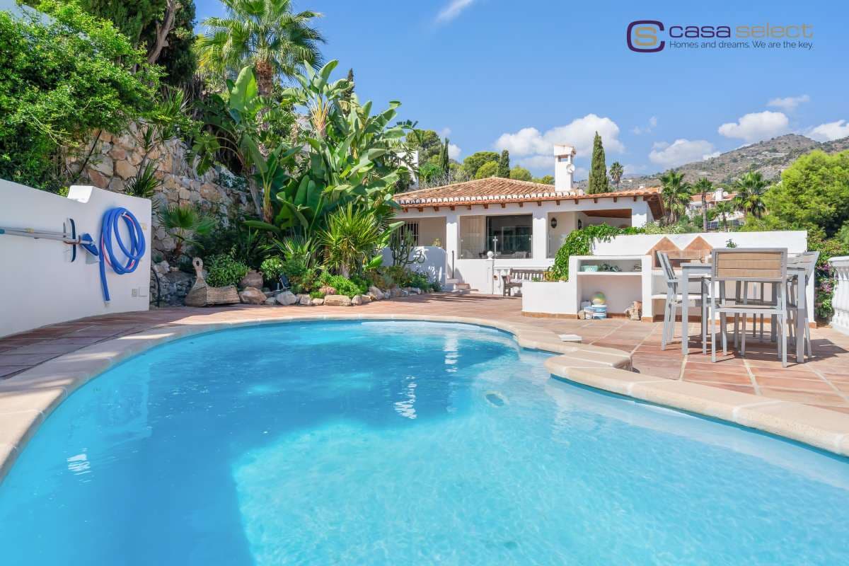 3 chambre Villa/Maison à vendre à La Herradura avec piscine garage - 795 000 € (Ref: 10150141)