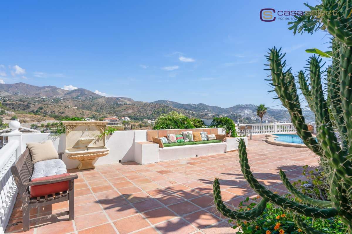 3 chambre Villa/Maison à vendre à La Herradura avec piscine garage - 795 000 € (Ref: 10150141)