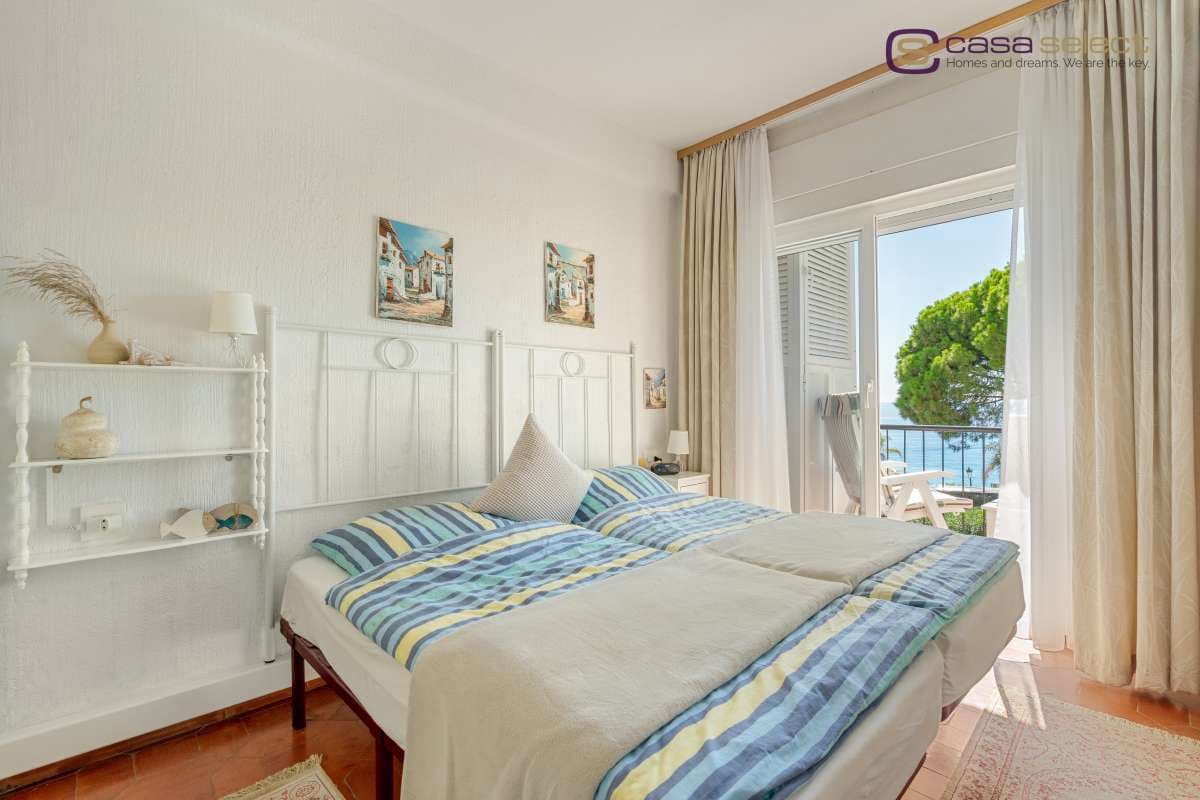 Leilighet til salgs i Nerja med svømmebasseng - € 535 000 (Ref: 10153180)