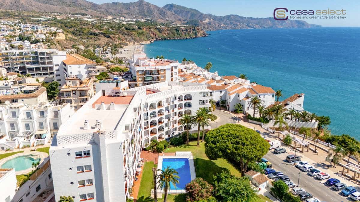 Leilighet til salgs i Nerja med svømmebasseng - € 535 000 (Ref: 10153180)