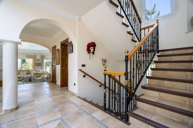 5 soverom Villa til salgs i Frigiliana med svømmebasseng - € 1 400 000 (Ref: 8924638)