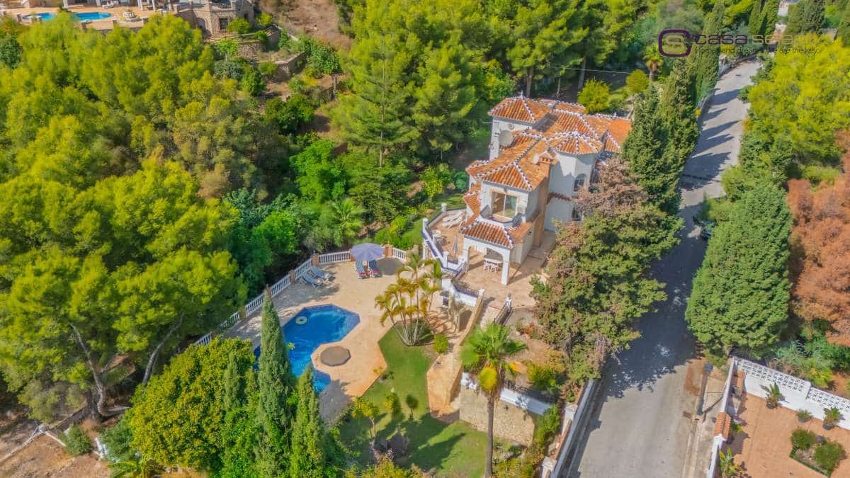 5 sovrum Villa till salu i Frigiliana med pool - 1 400 000 € (Ref: 8924638)