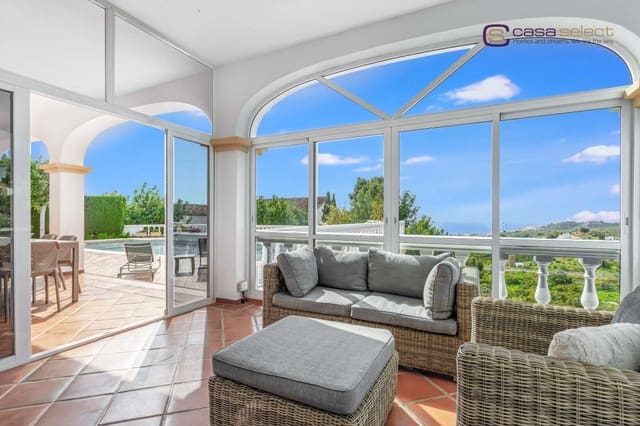 6 soveværelse Villa til salg i Frigiliana med swimmingpool - € 1.290.000 (Ref: 8924639)