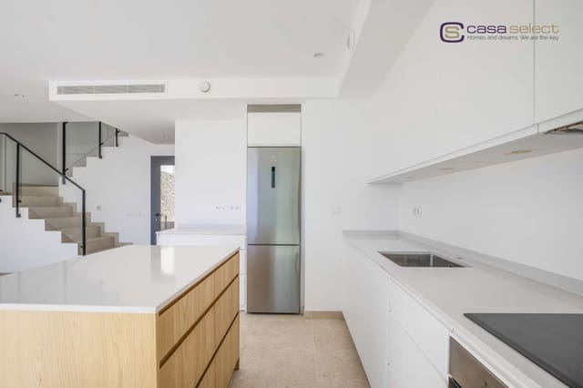 Chalet de 3 habitaciones en El Peñoncillo, Torrox en venta con piscina - 625.000 € (Ref: 8924642)