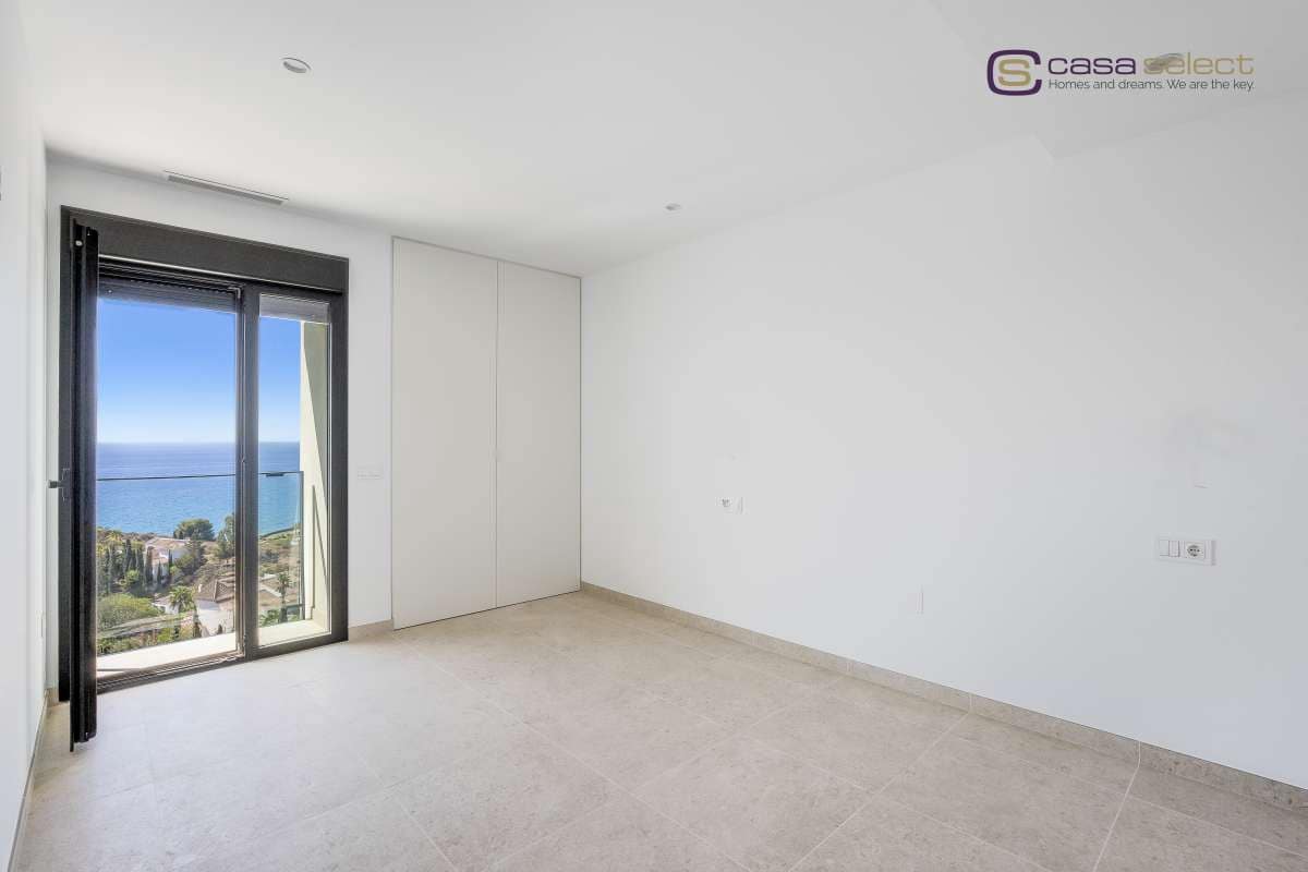 3 soveværelse Villa til salg i Torrox-Costa med swimmingpool - € 625.000 (Ref: 8924642)