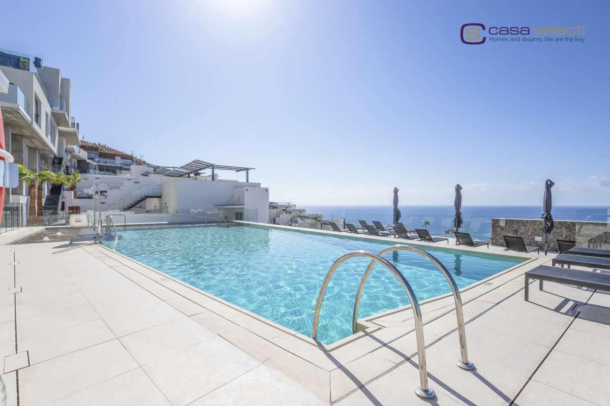 3 soveværelse Villa til salg i Torrox-Costa med swimmingpool - € 625.000 (Ref: 8924642)