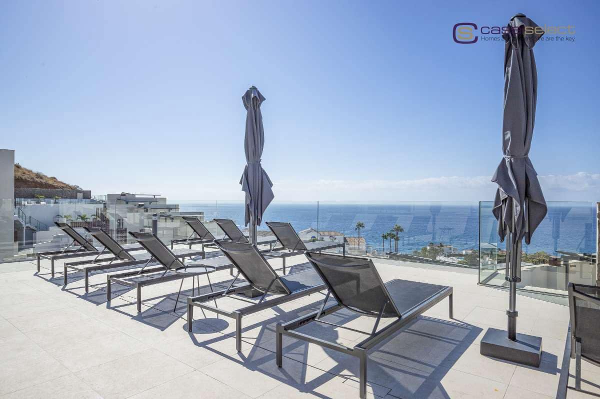 3 soveværelse Villa til salg i Torrox-Costa med swimmingpool - € 625.000 (Ref: 8924642)