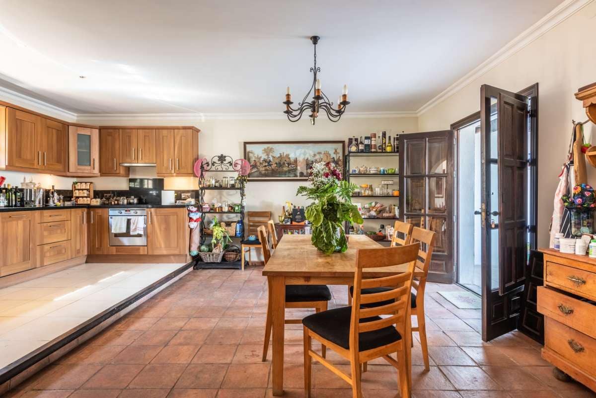 7 soveværelse Villa til salg i Torrox med swimmingpool - € 880.000 (Ref: 8924653)