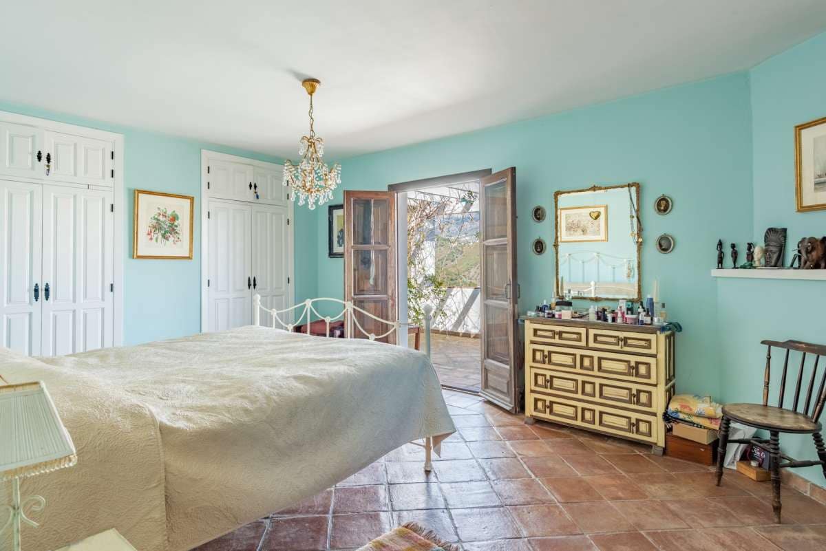 7 soveværelse Villa til salg i Torrox med swimmingpool - € 880.000 (Ref: 8924653)