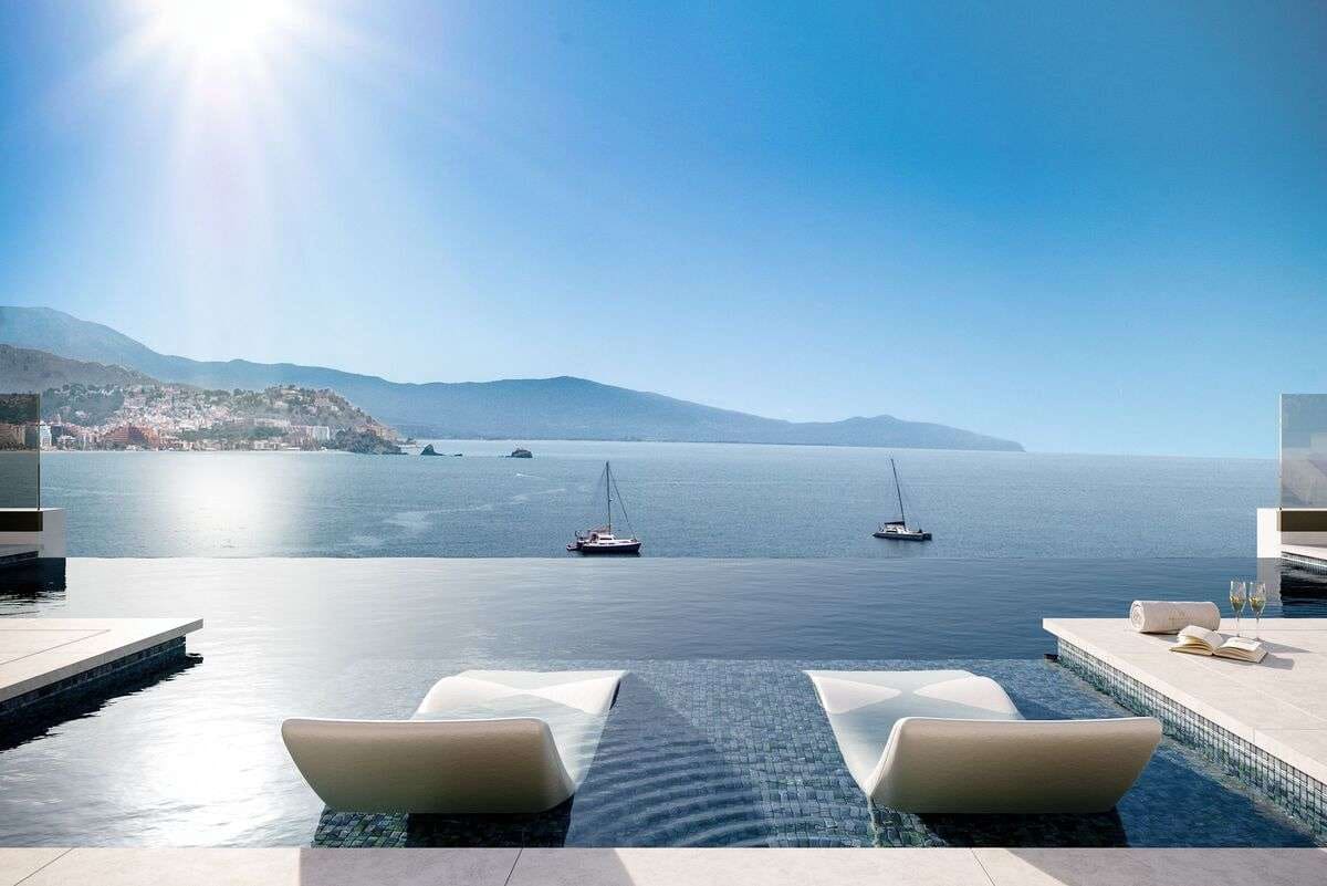 3 sypialnia Willa na sprzedaż w La Herradura z basenem - 1 950 000 € (Ref: 8924660)